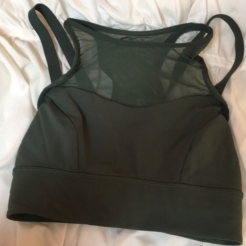 Lululemon sportsbra